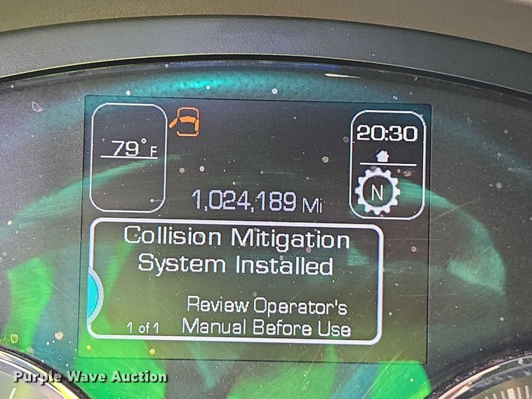 image for item YA1456 2018 Kenworth T680 semi truck