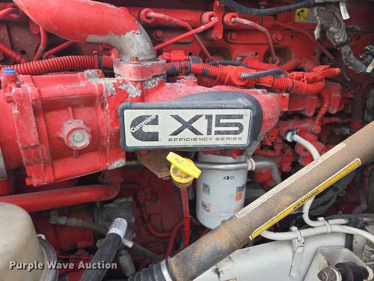 image for item YA1456 2018 Kenworth T680 semi truck