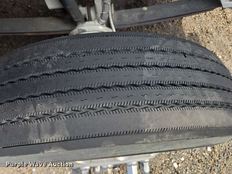 image for item YA1456 2018 Kenworth T680 semi truck