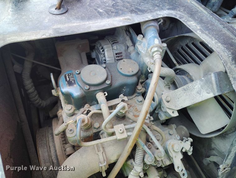 image for item YA1457 2020 Kenworth T680 semi truck