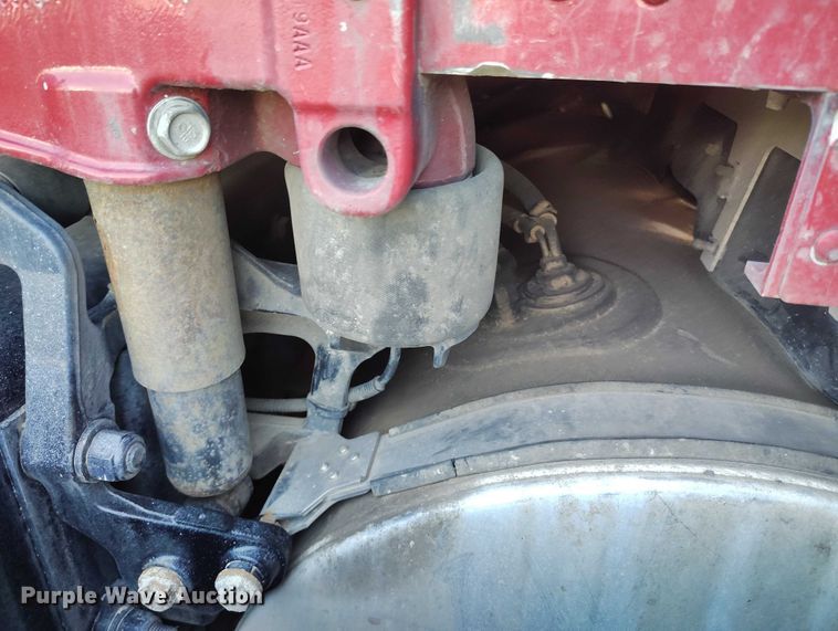 image for item YA1457 2020 Kenworth T680 semi truck