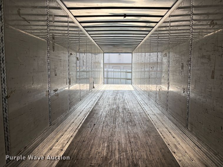 image for item YA1495 2015 Wabash DVCVHPC dry van trailer