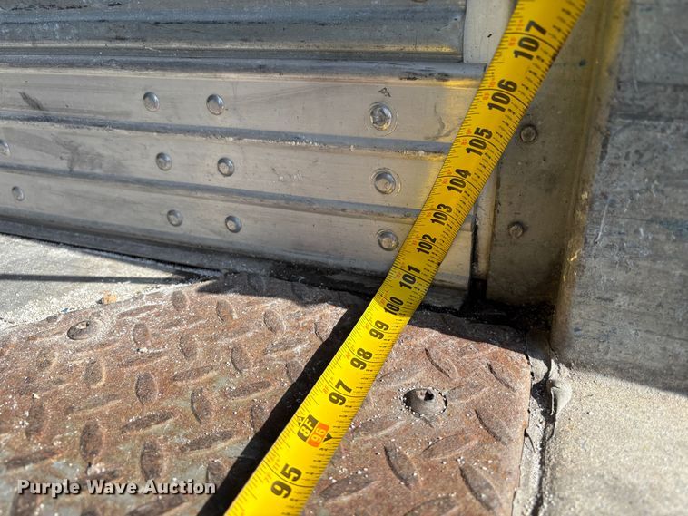 image for item YA1495 2015 Wabash DVCVHPC dry van trailer