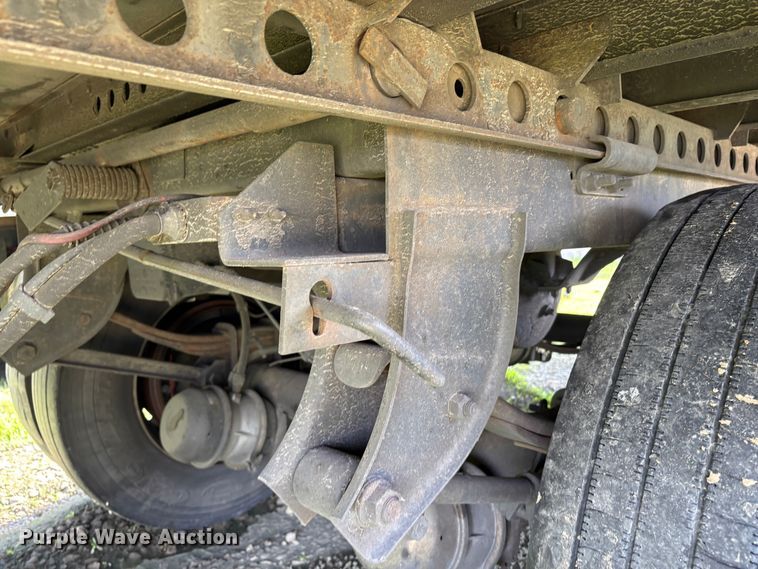 image for item YA1495 2015 Wabash DVCVHPC dry van trailer