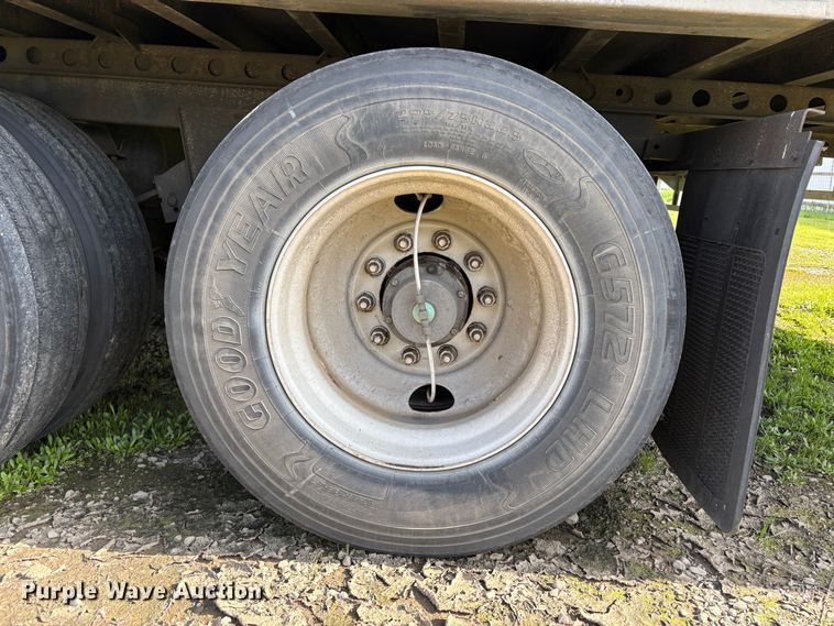 image for item YA1495 2015 Wabash DVCVHPC dry van trailer