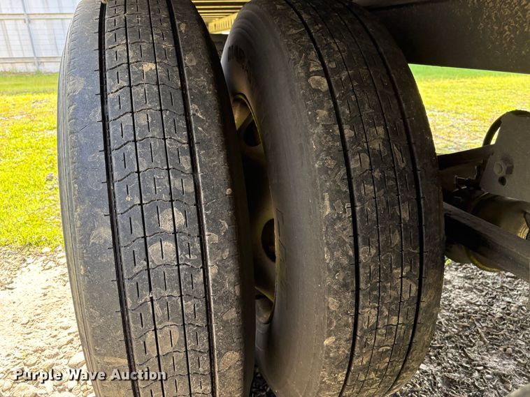 image for item YA1495 2015 Wabash DVCVHPC dry van trailer