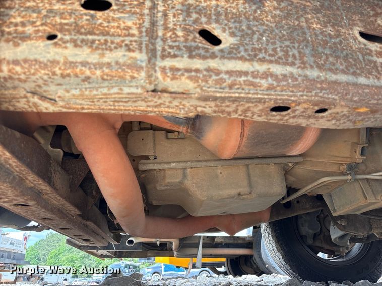 image for item YA1528 2020 Chevrolet Express 3500 delivery van