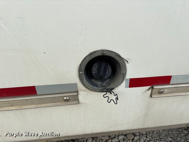 image for item YA1528 2020 Chevrolet Express 3500 delivery van