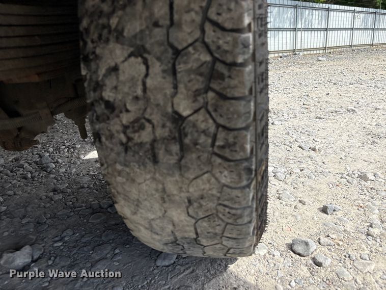 image for item YA1528 2020 Chevrolet Express 3500 delivery van