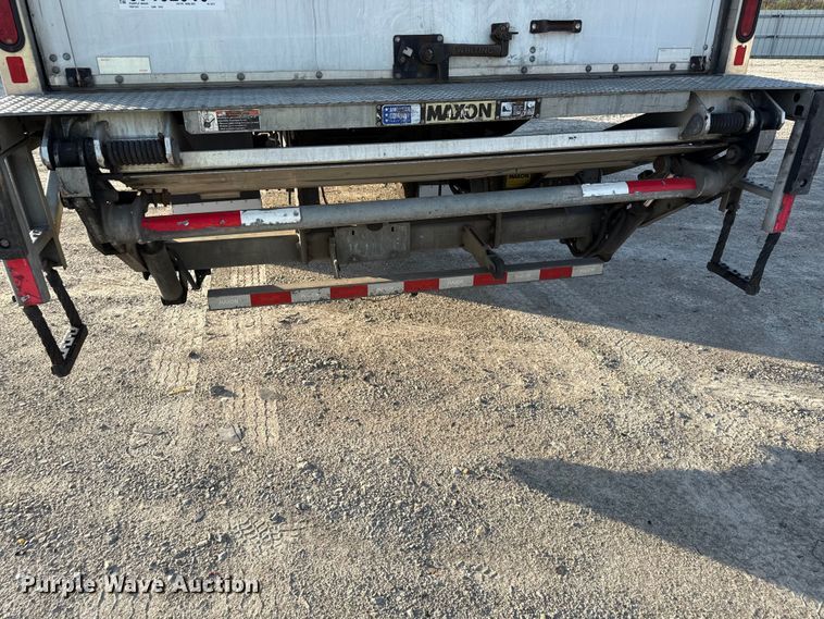 image for item YA1788 2018 International 4300 box truck