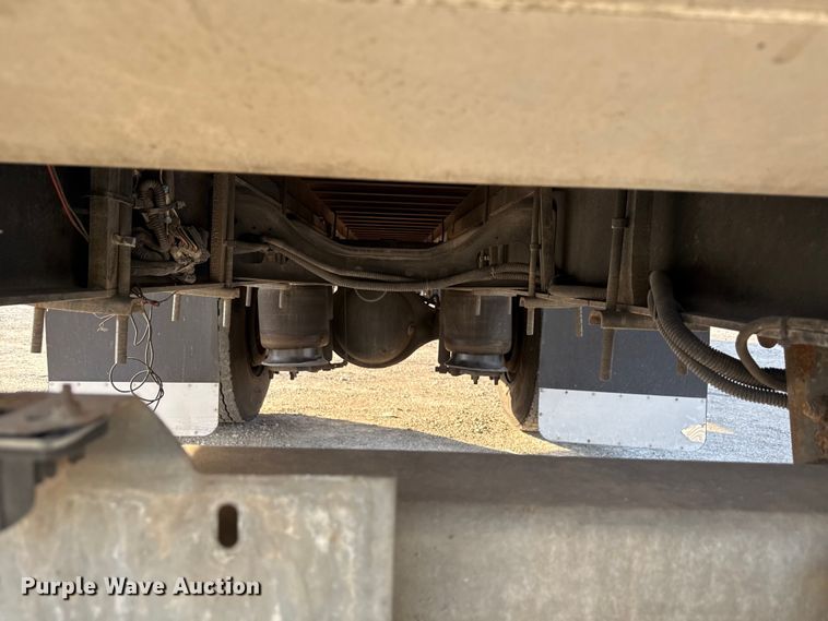 image for item YA1788 2018 International 4300 box truck