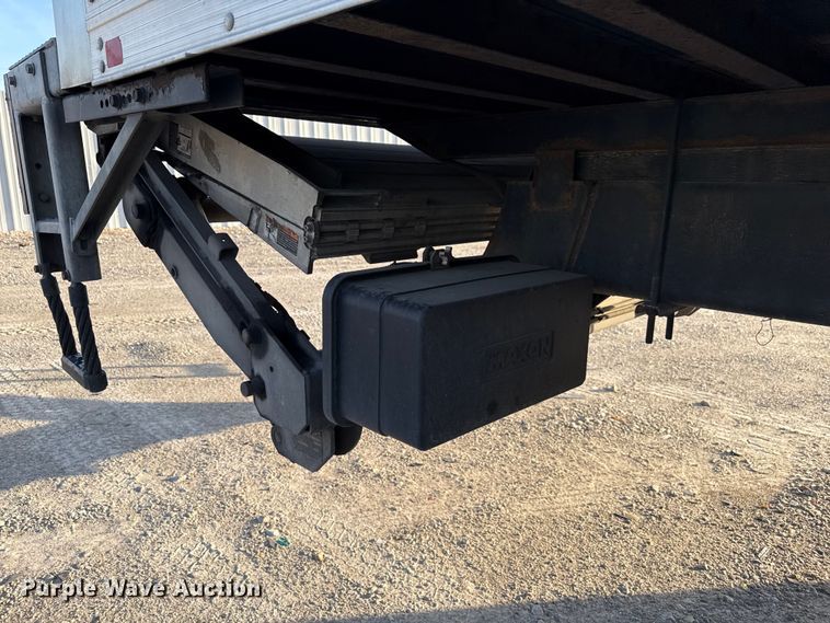 image for item YA1788 2018 International 4300 box truck