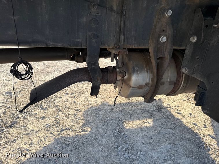 image for item YA1788 2018 International 4300 box truck