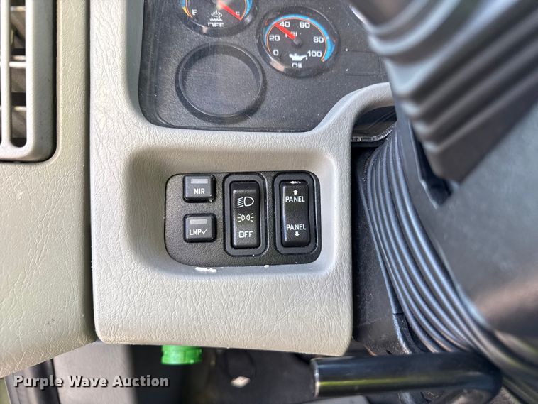 image for item YA1788 2018 International 4300 box truck