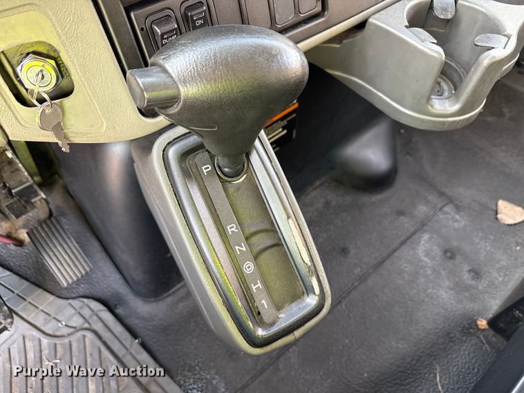 image for item YA1788 2018 International 4300 box truck