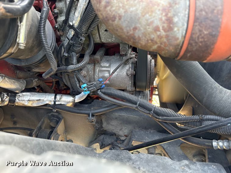 image for item YA1788 2018 International 4300 box truck