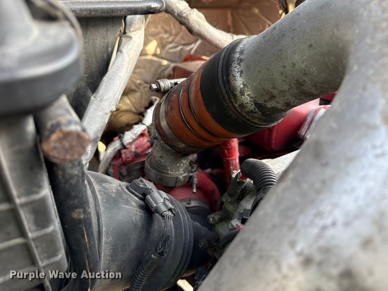 image for item YA1788 2018 International 4300 box truck