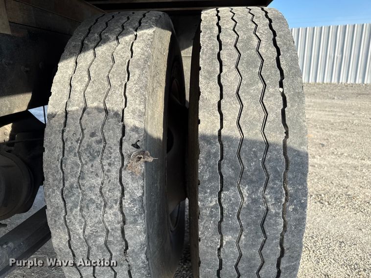 image for item YA1788 2018 International 4300 box truck