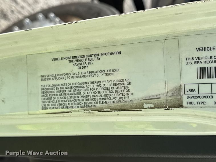 image for item YA1788 2018 International 4300 box truck