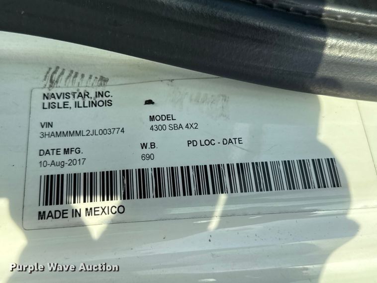 image for item YA1788 2018 International 4300 box truck