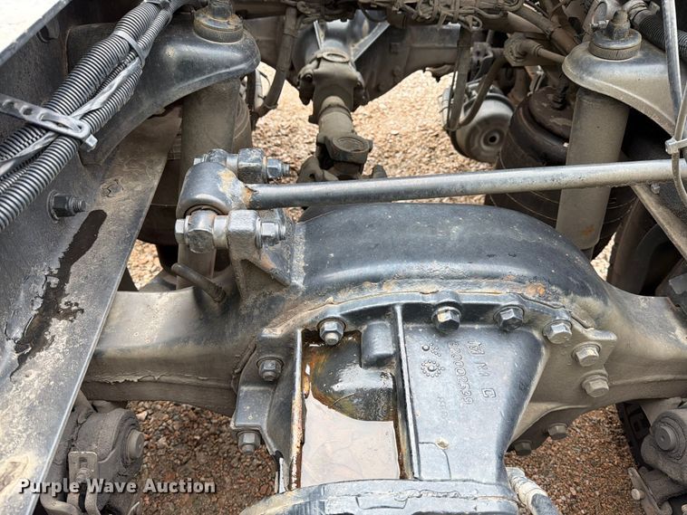 image for item YA1789 2018 Kenworth T680 semi truck