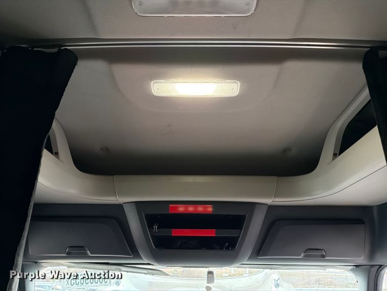 image for item YA1867 2019 Freightliner Cascadia semi truck