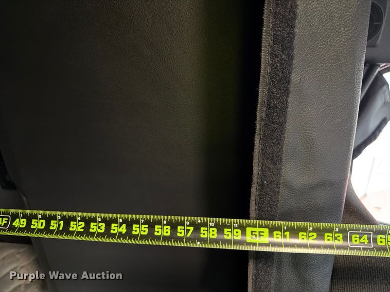 image for item YA1867 2019 Freightliner Cascadia semi truck