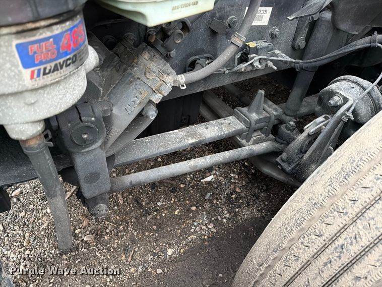 image for item YA1867 2019 Freightliner Cascadia semi truck