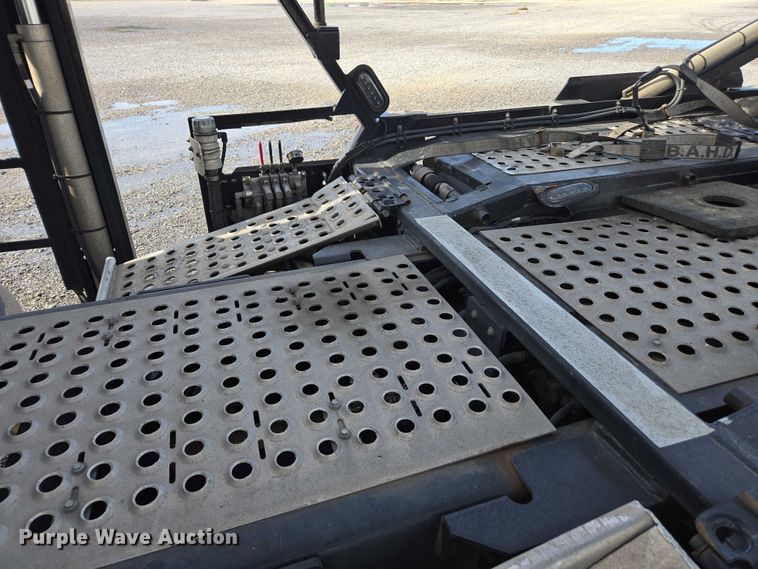 image for item YA1913 2023 Peterbilt 389 car carrier truck with car carrier trailer