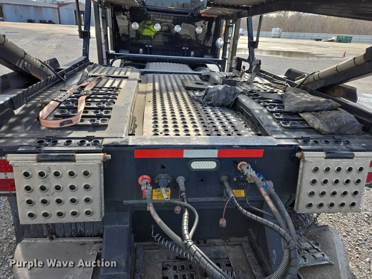 image for item YA1913 2023 Peterbilt 389 car carrier truck with car carrier trailer