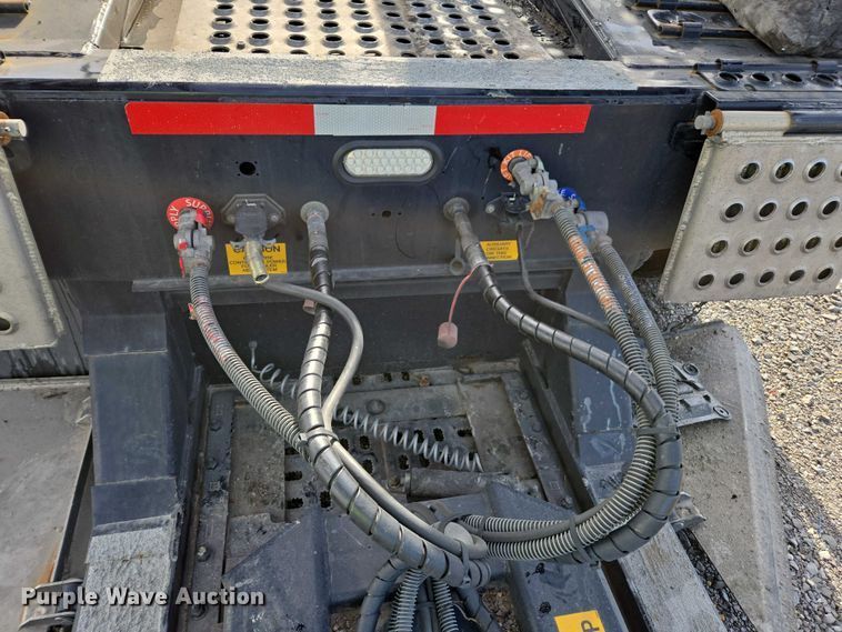 image for item YA1913 2023 Peterbilt 389 car carrier truck with car carrier trailer