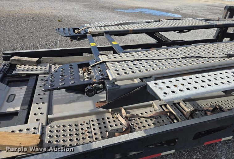 image for item YA1913 2023 Peterbilt 389 car carrier truck with car carrier trailer