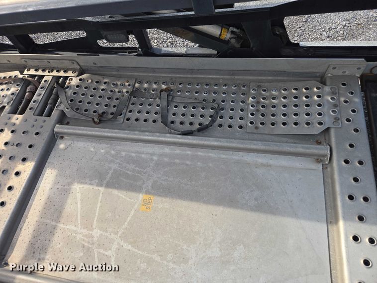 image for item YA1913 2023 Peterbilt 389 car carrier truck with car carrier trailer