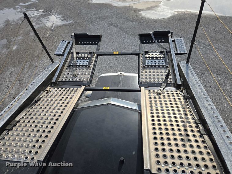 image for item YA1913 2023 Peterbilt 389 car carrier truck with car carrier trailer