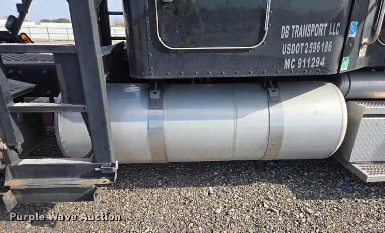 image for item YA1913 2023 Peterbilt 389 car carrier truck with car carrier trailer