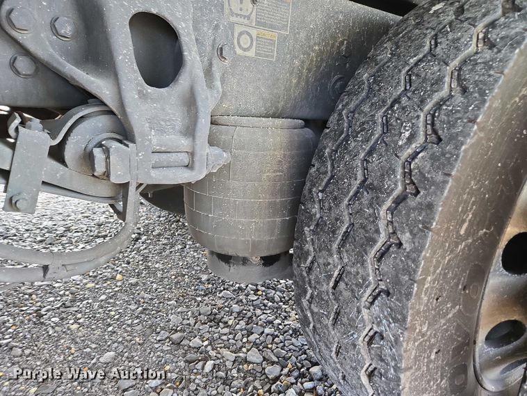 image for item YA1913 2023 Peterbilt 389 car carrier truck with car carrier trailer