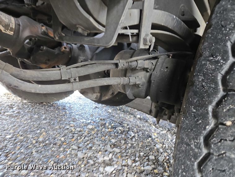 image for item YA1913 2023 Peterbilt 389 car carrier truck with car carrier trailer