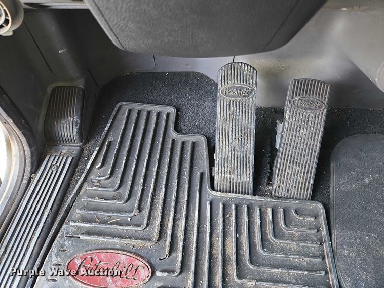 image for item YA1913 2023 Peterbilt 389 car carrier truck with car carrier trailer