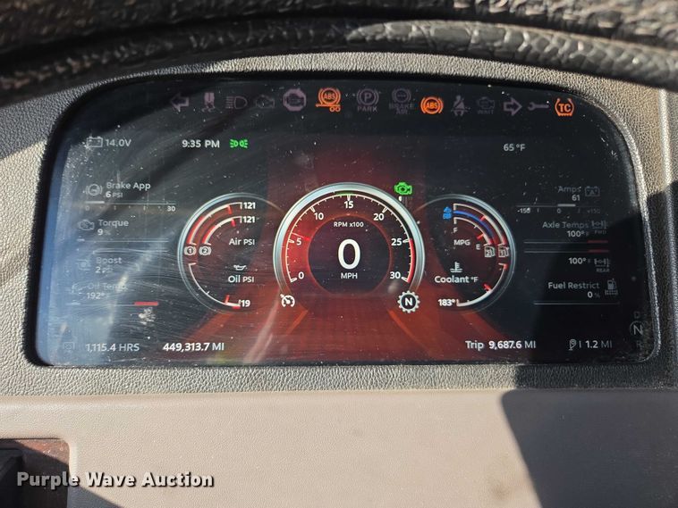 image for item YA1913 2023 Peterbilt 389 car carrier truck with car carrier trailer