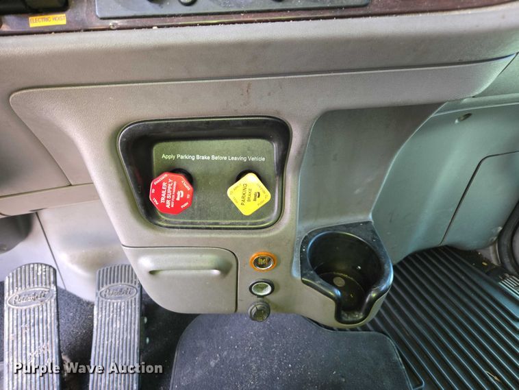 image for item YA1913 2023 Peterbilt 389 car carrier truck with car carrier trailer