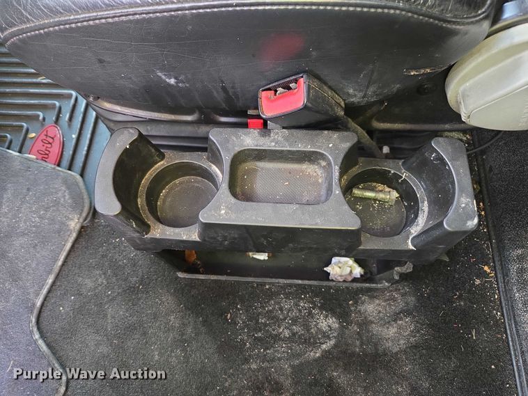 image for item YA1913 2023 Peterbilt 389 car carrier truck with car carrier trailer