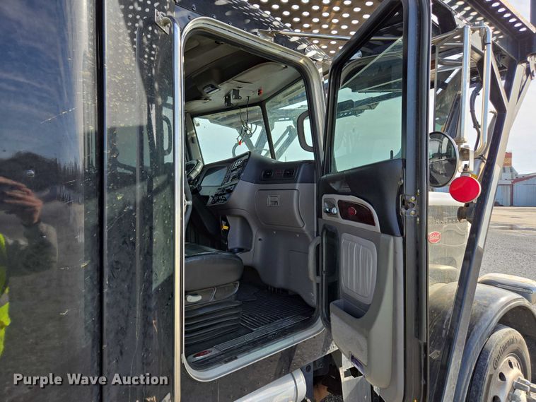 image for item YA1913 2023 Peterbilt 389 car carrier truck with car carrier trailer