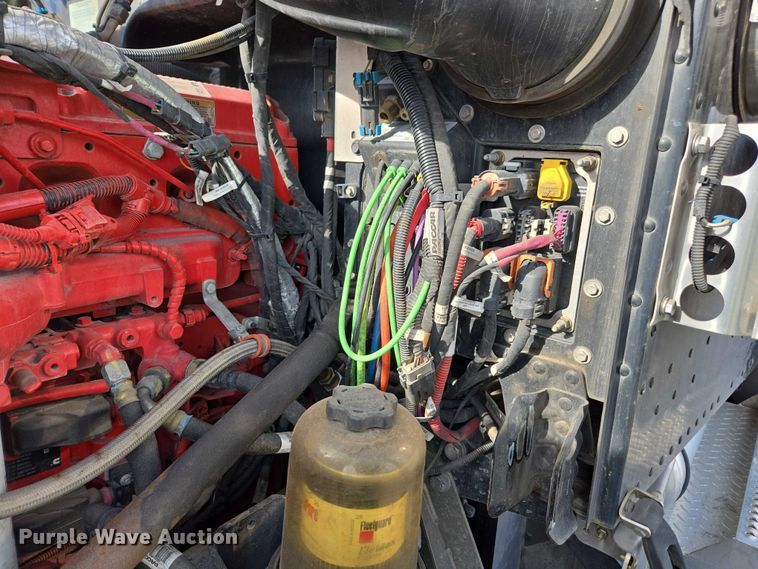 image for item YA1913 2023 Peterbilt 389 car carrier truck with car carrier trailer