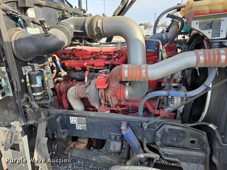 image for item YA1913 2023 Peterbilt 389 car carrier truck with car carrier trailer