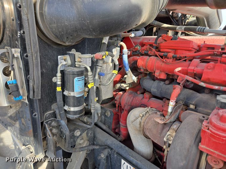 image for item YA1913 2023 Peterbilt 389 car carrier truck with car carrier trailer