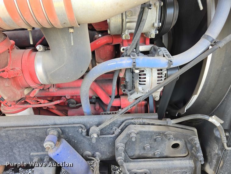 image for item YA1913 2023 Peterbilt 389 car carrier truck with car carrier trailer