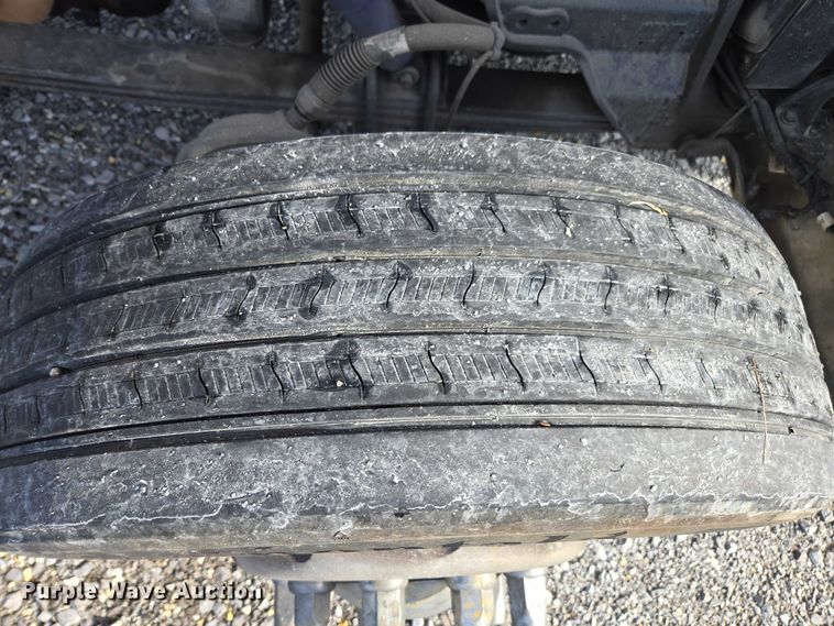 image for item YA1913 2023 Peterbilt 389 car carrier truck with car carrier trailer