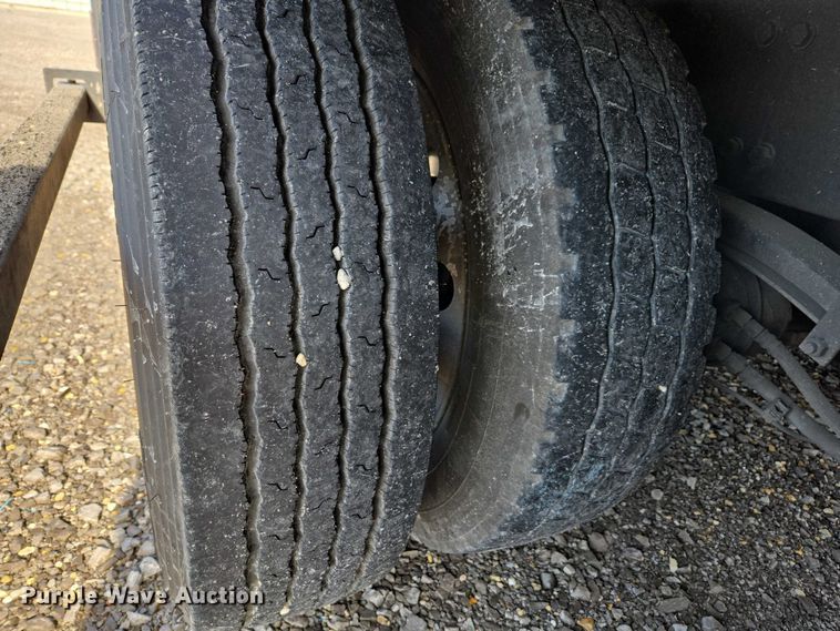 image for item YA1913 2023 Peterbilt 389 car carrier truck with car carrier trailer