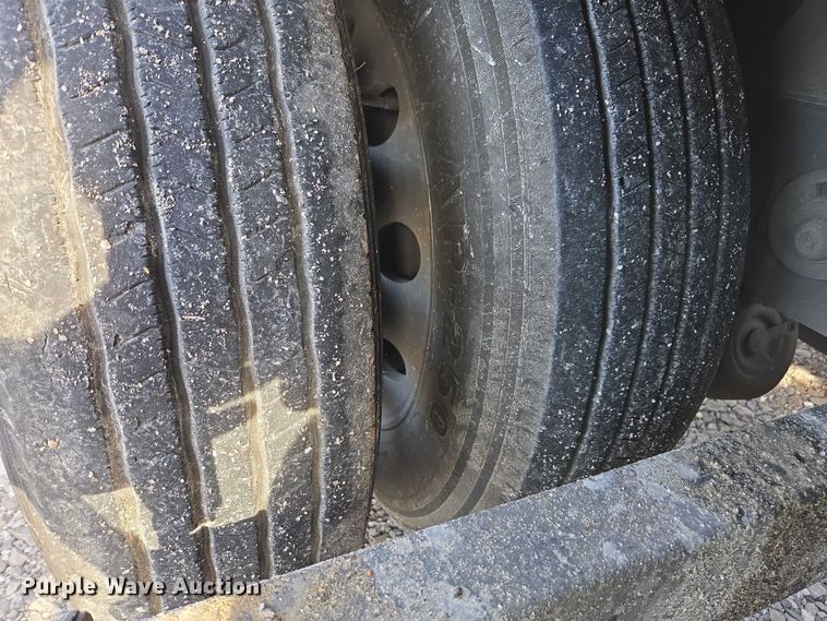 image for item YA1913 2023 Peterbilt 389 car carrier truck with car carrier trailer