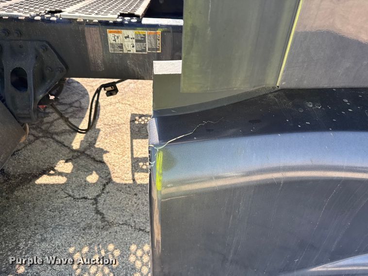 image for item YA2022 2022 Kenworth T680 semi truck